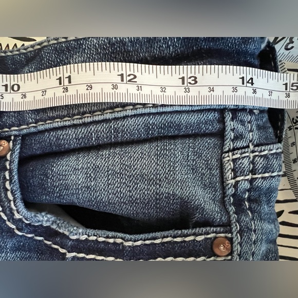 DAYTRIP VIRGO BUCKLE Distressed + Faded  Denim Crop Jeans Size 24 29x24 - Picture 11 of 11